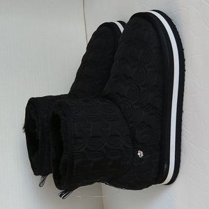 Juicy Couture Black Olivia Faux Fur Lined Quilted Ankle Boots Logo Size 7M